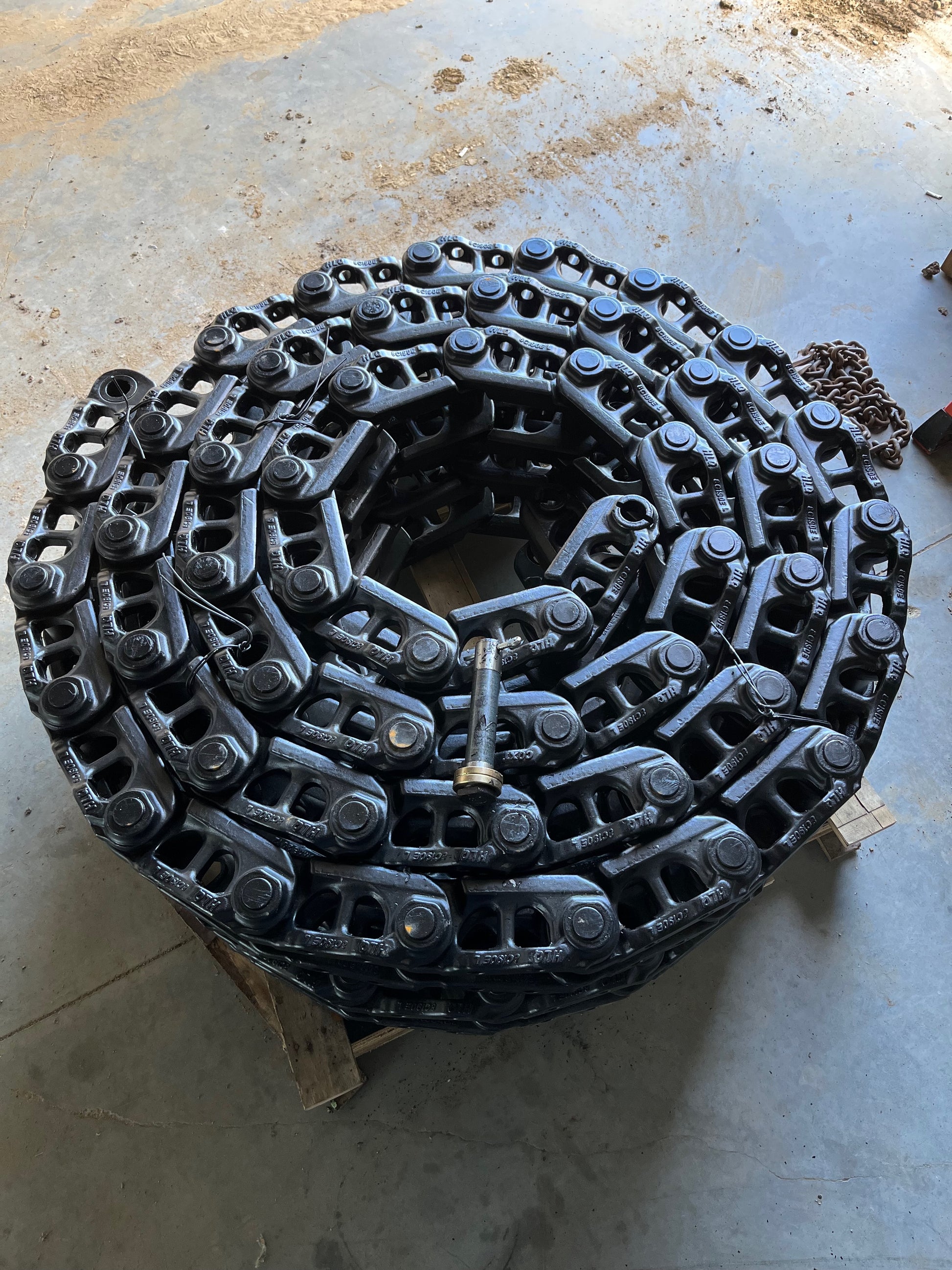 Rails, Track chain 320/322 cat