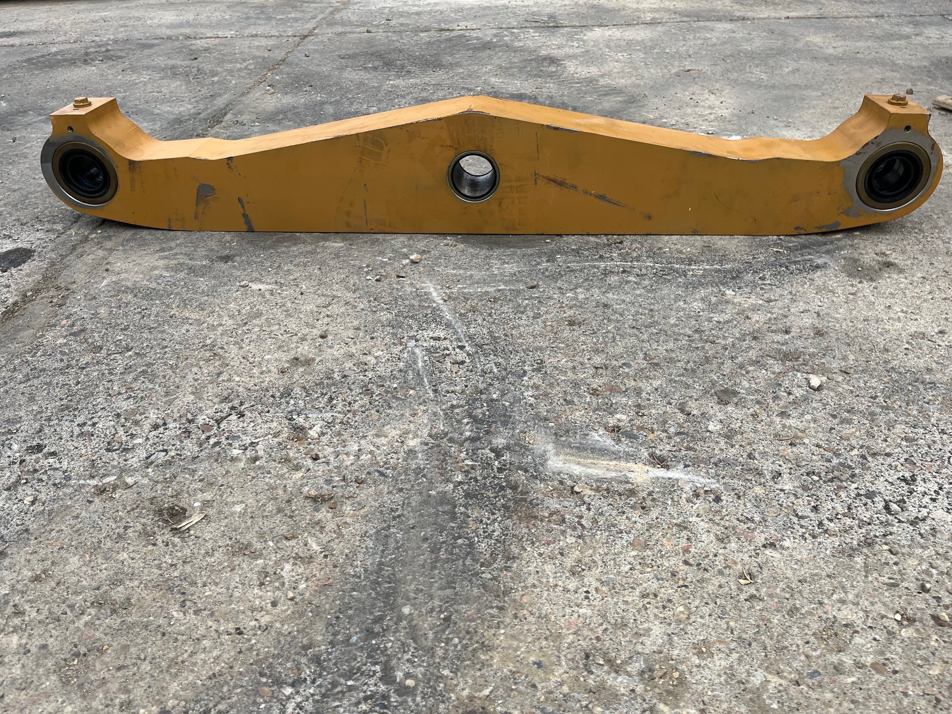Equalizer bar for D6T