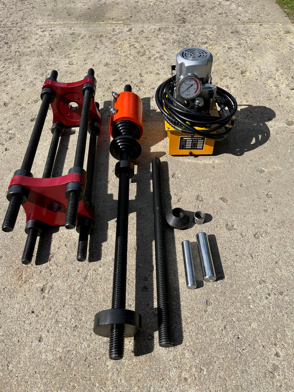 TRACK PIN PRESS AND BUSHING 100TONS  50%OFF  $4850