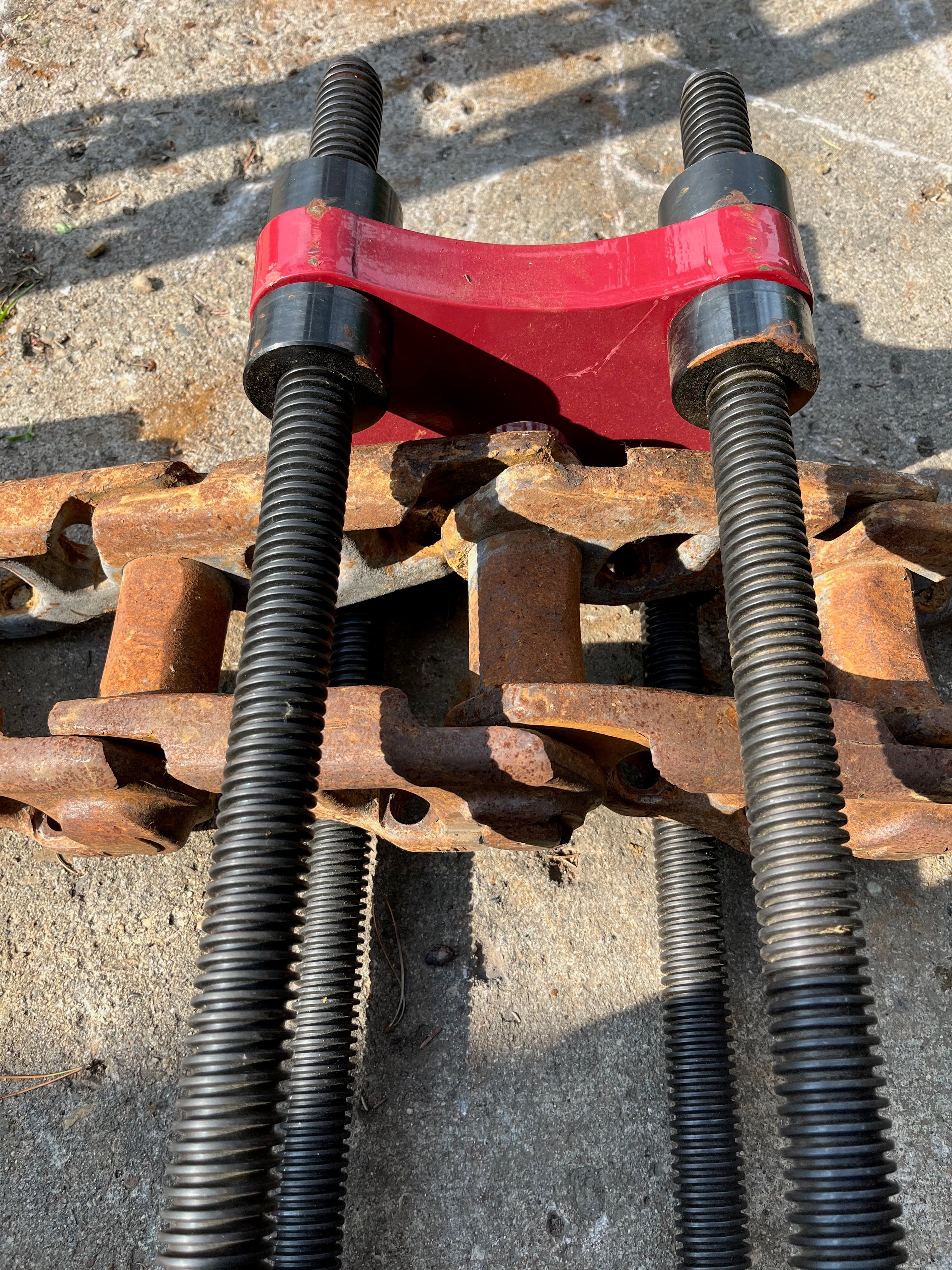 TRACK PIN PRESS AND BUSHING 100TONS  50%OFF  $4850