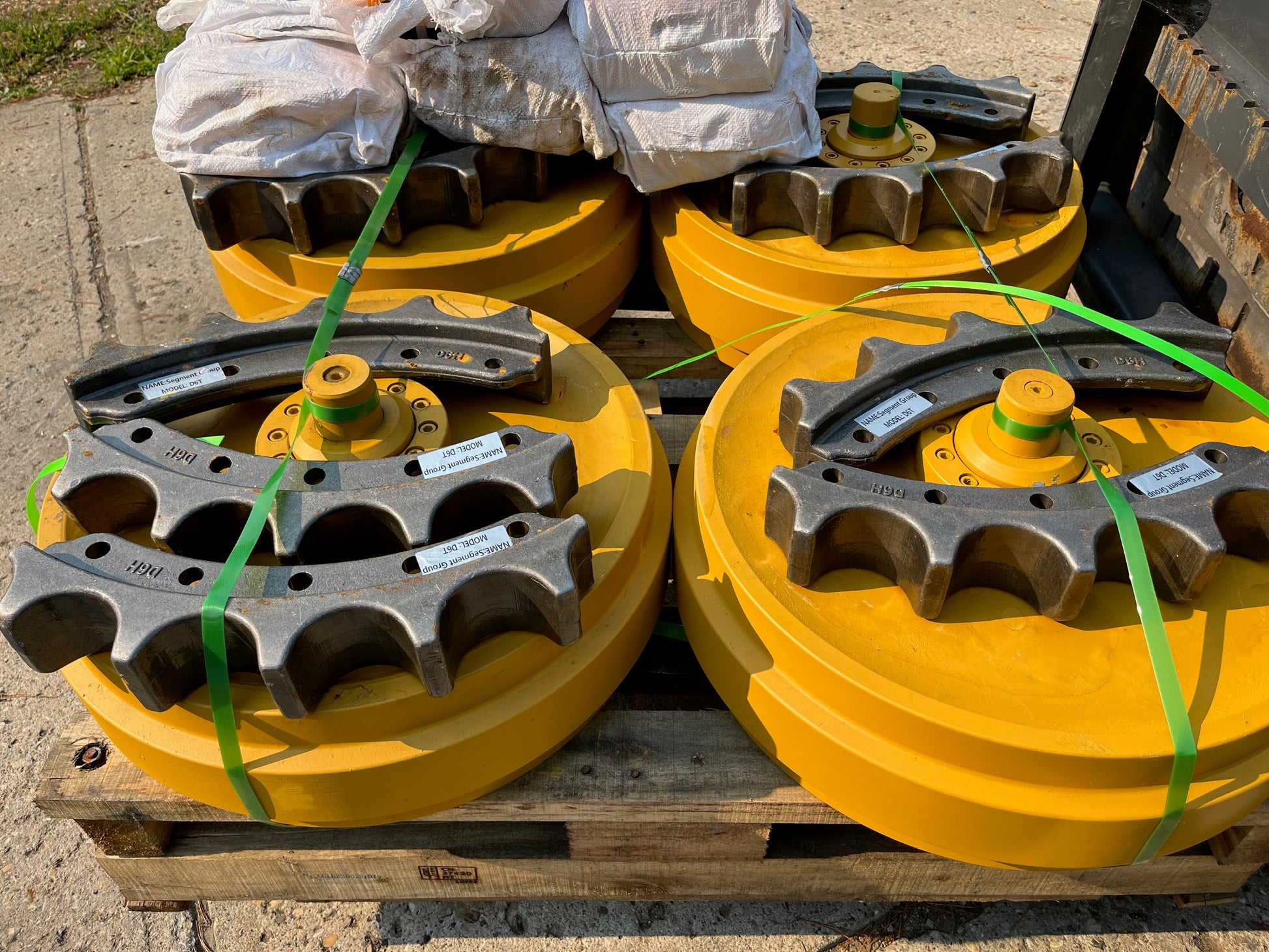 D6T D6R D6H Full Kit undercarriage track chain rails