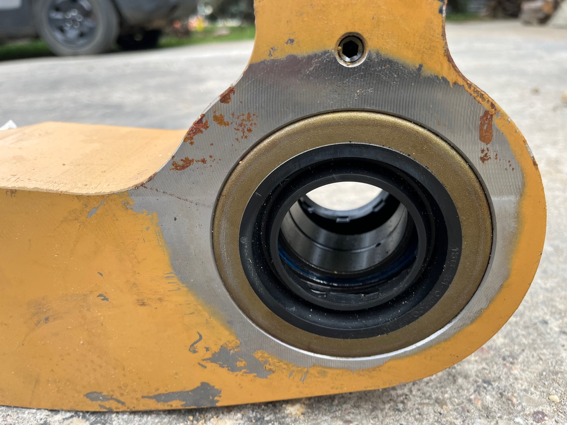 Equalizer  bar for D6T