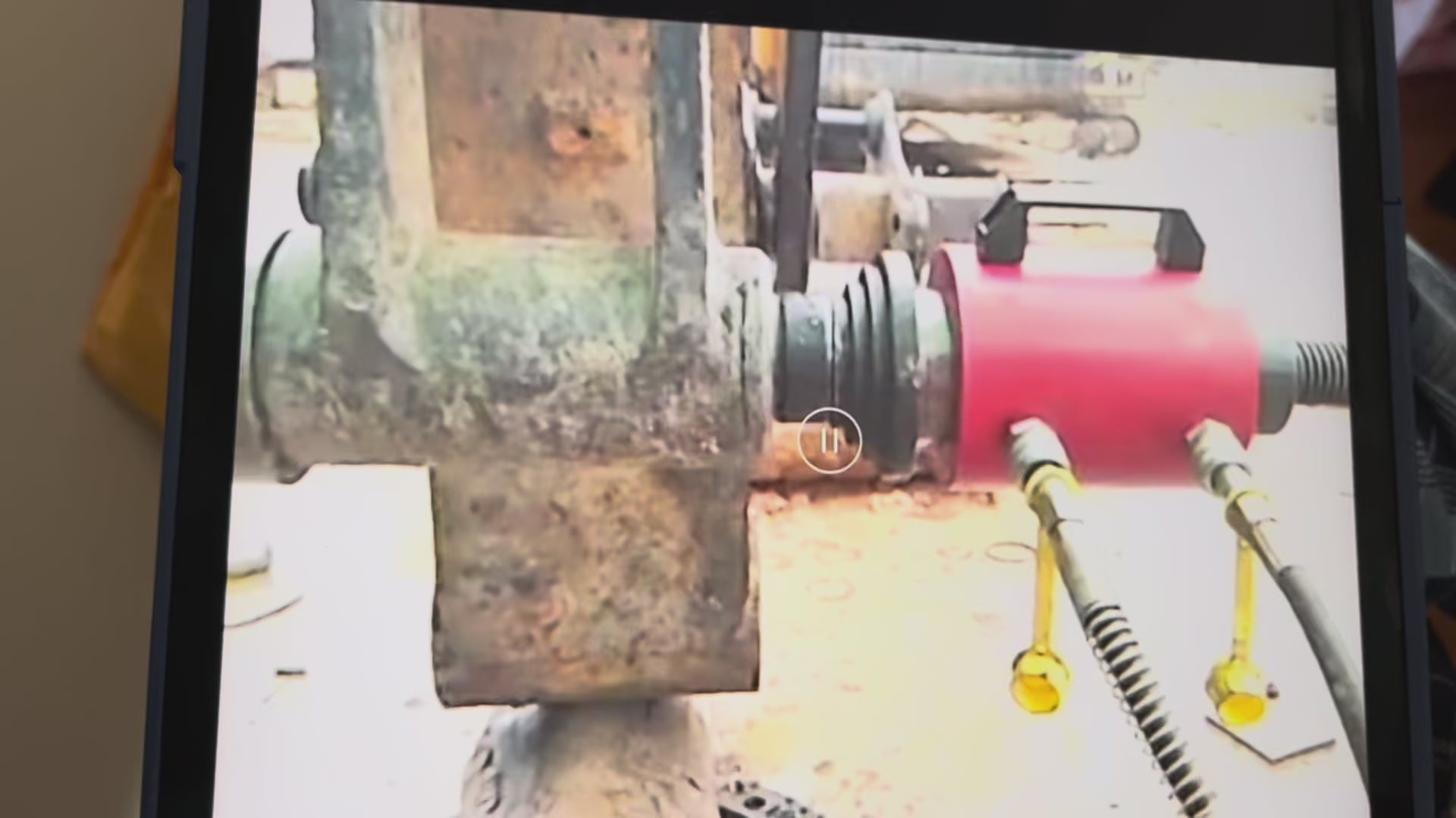TRACK PIN PRESS AND BUSHING 100TONS  50%OFF  $4850